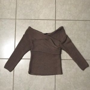 Criss Cross Sweater from fashion nova size Small